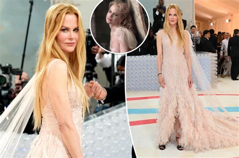 nicole kidman chanel no 5 dress